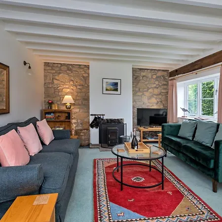 Finest Retreats - The Burrows * Wass
