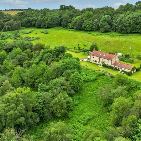 Finest Retreats - The Burrows * Wass
