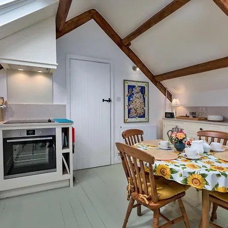 Finest Retreats - The Burrows *